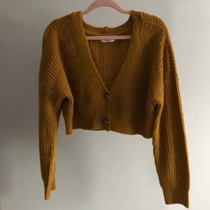 NWOT Double zero cropped cardigan